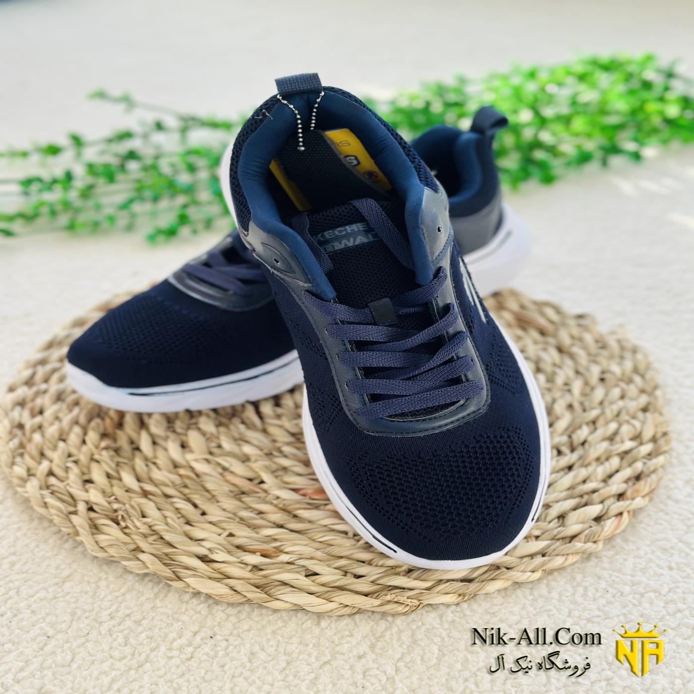 اسکیچرز سرمه ایی