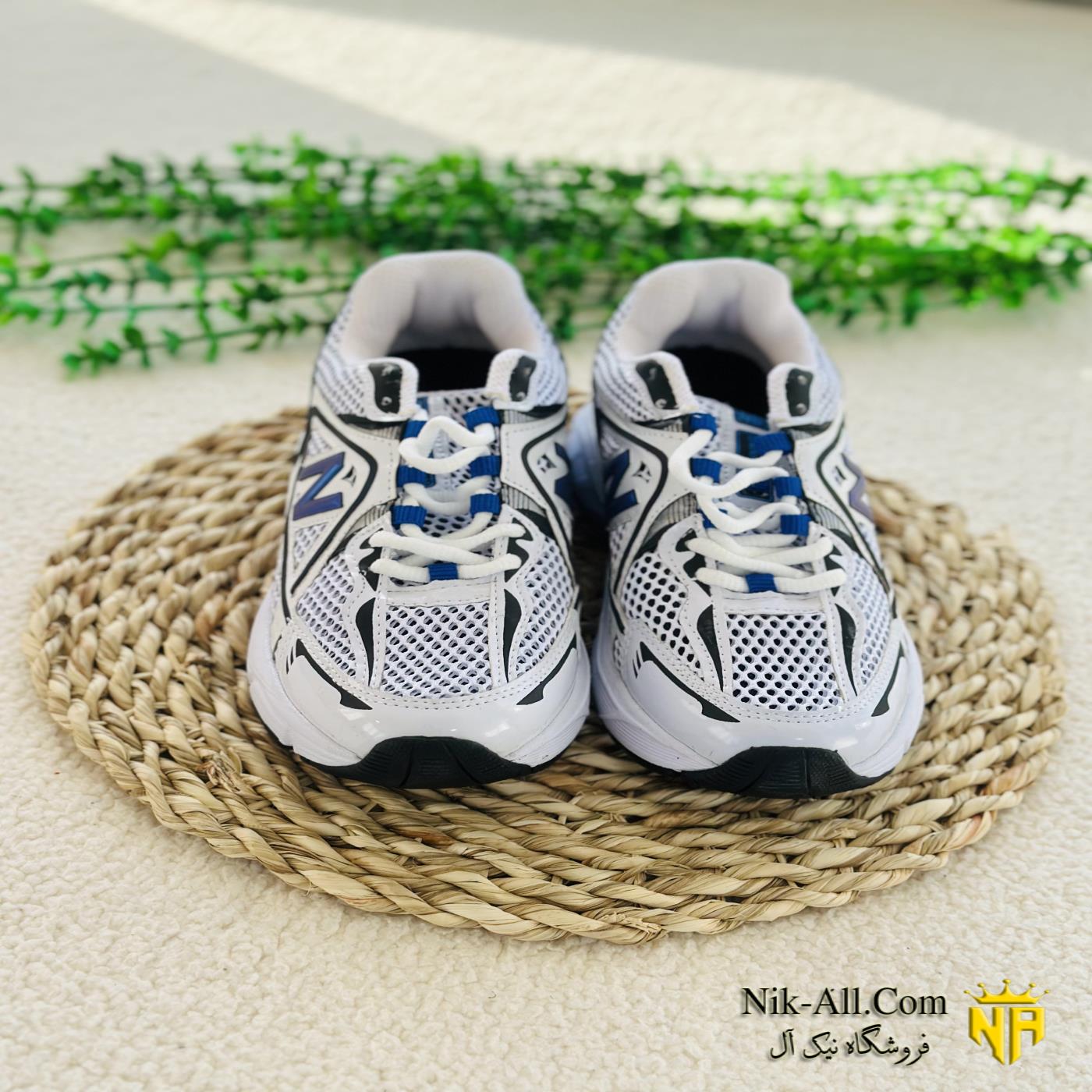 نیوبالانس دوستاره آبی