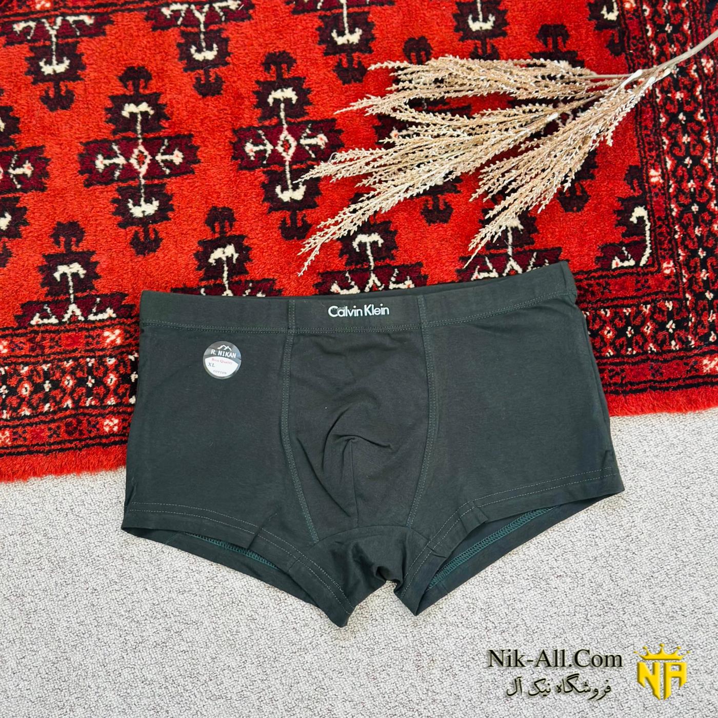 شورت نیم پا گیاهی xL