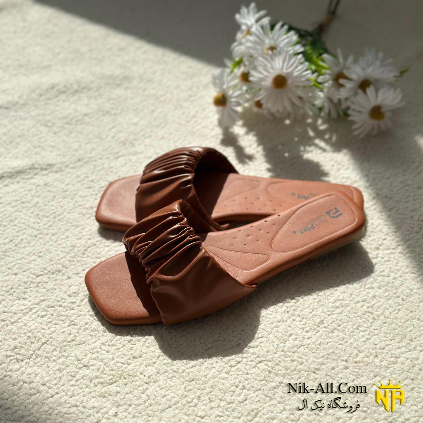 صندل چروکی عسلی