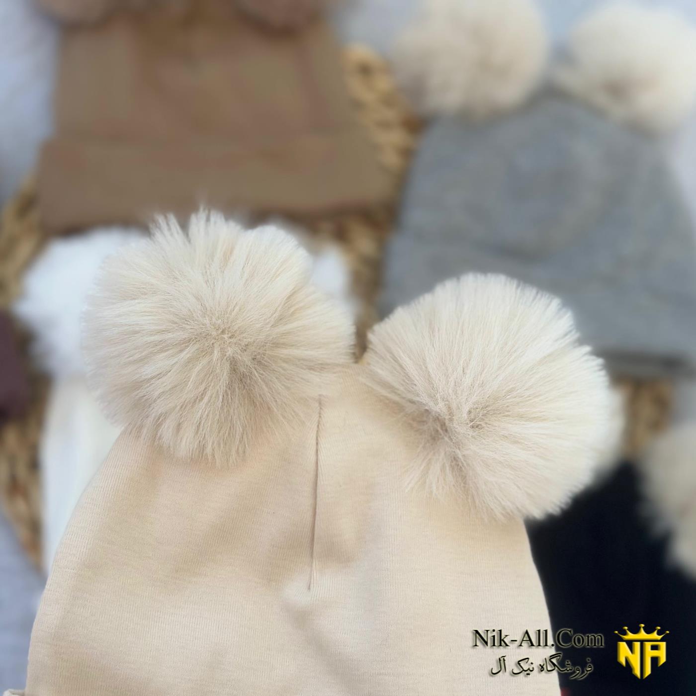 کلاه پوم دار بچگانه 