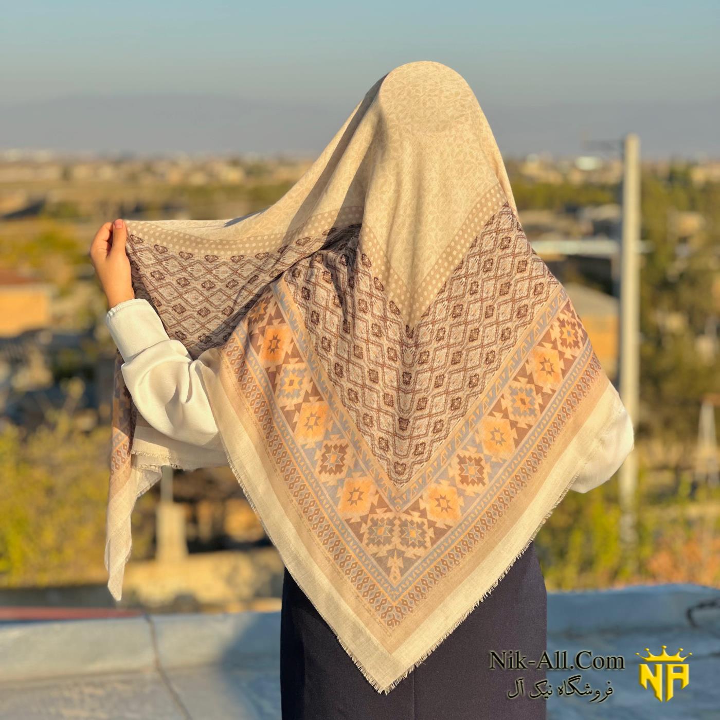 روسری ابریشم رنگی