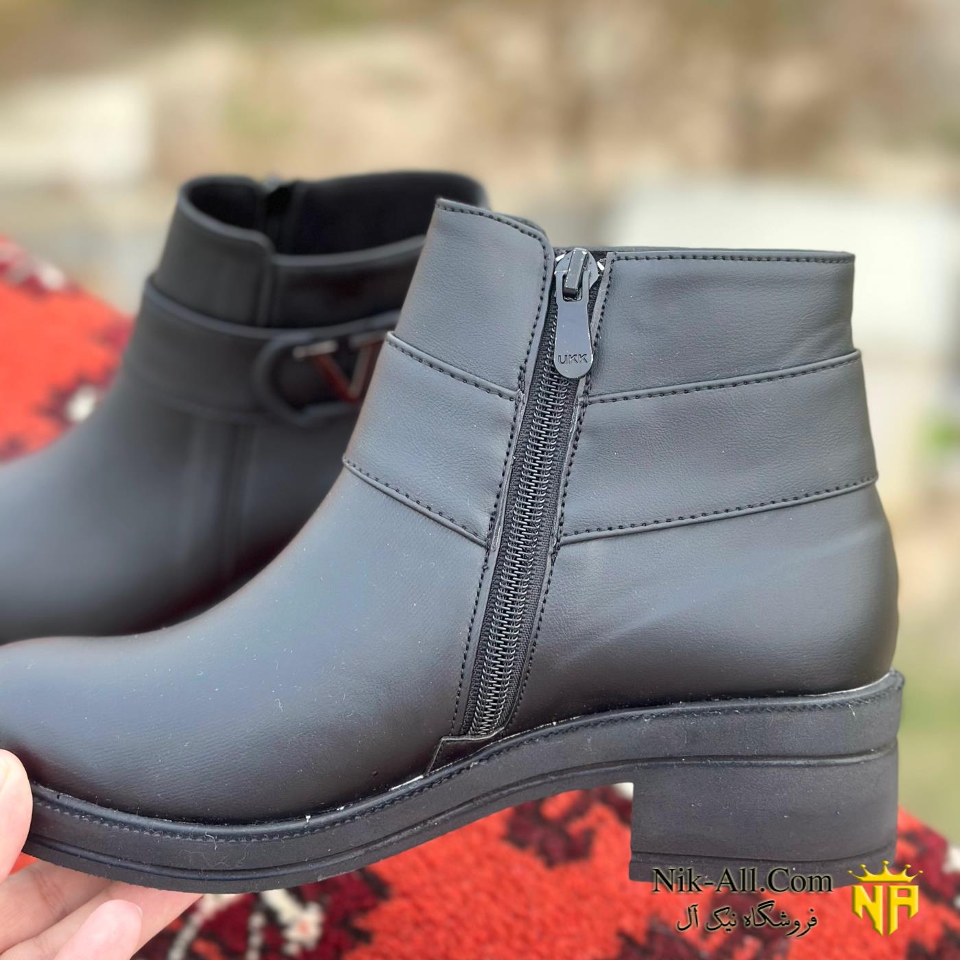 بوت زنانه مشکی V